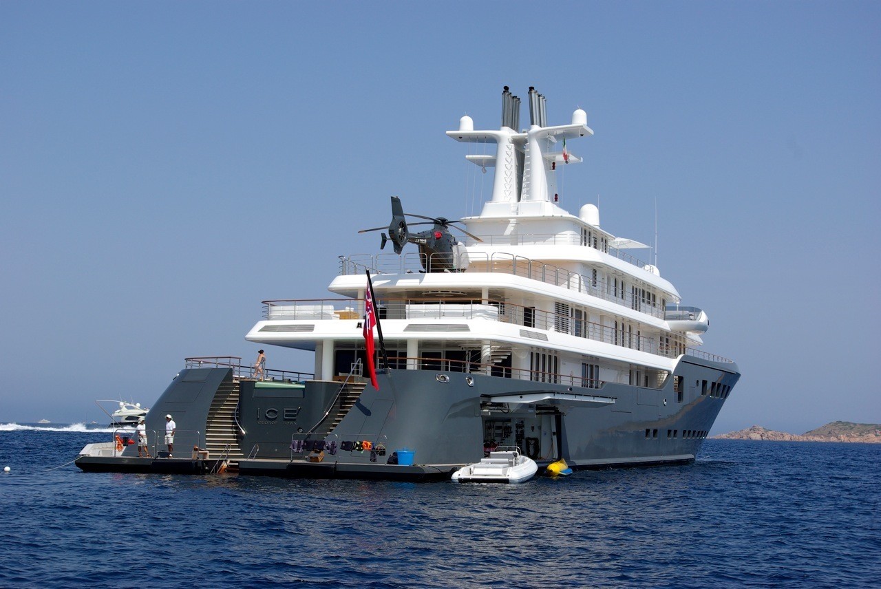 who owns yacht ice